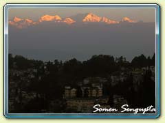 Kanchendzonga range at sunrise as seen from Darjeeling, Bengal