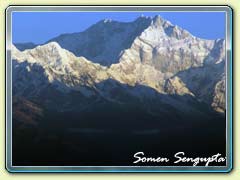 Mt. Kanchendzonga (zoomed view)as seen from Darjeeling, Bengal