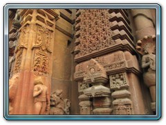 Sculptures on wall of Mukteshwar Temple, Bhubaneswar, Orissa