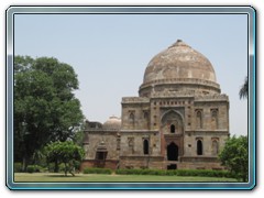 Bada Gumbad - Lodhi garden