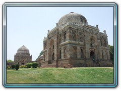 Bada Gumbad & Sheesh Gumbad   - Lodhi Garden