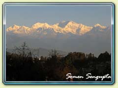 Kanchendzonga range at sunrise as seen from Darjeeling, Bengal