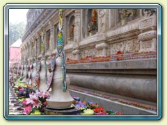 Decoration outside, Sri Lankan Temple, Bodh Gaya, Bihar