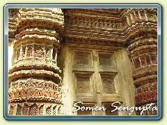 Terracotta works on the walls of temple at Sonamukhi