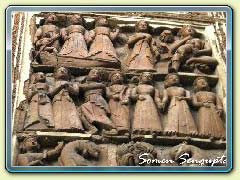 Terracotta works on the walls of temple at Sonamukhi