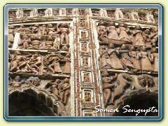 Terracotta works on the walls of temple at Sonamukhi